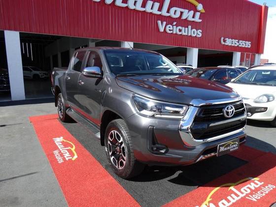 TOYOTA HILUX 2.8 D-4D TURBO DIESEL CD SRV 4X4 AUTOMÁTICO